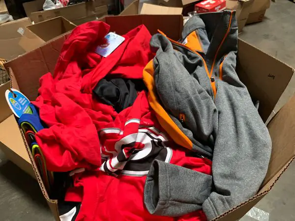 Clothing pallet for Sale in Dallas, TX