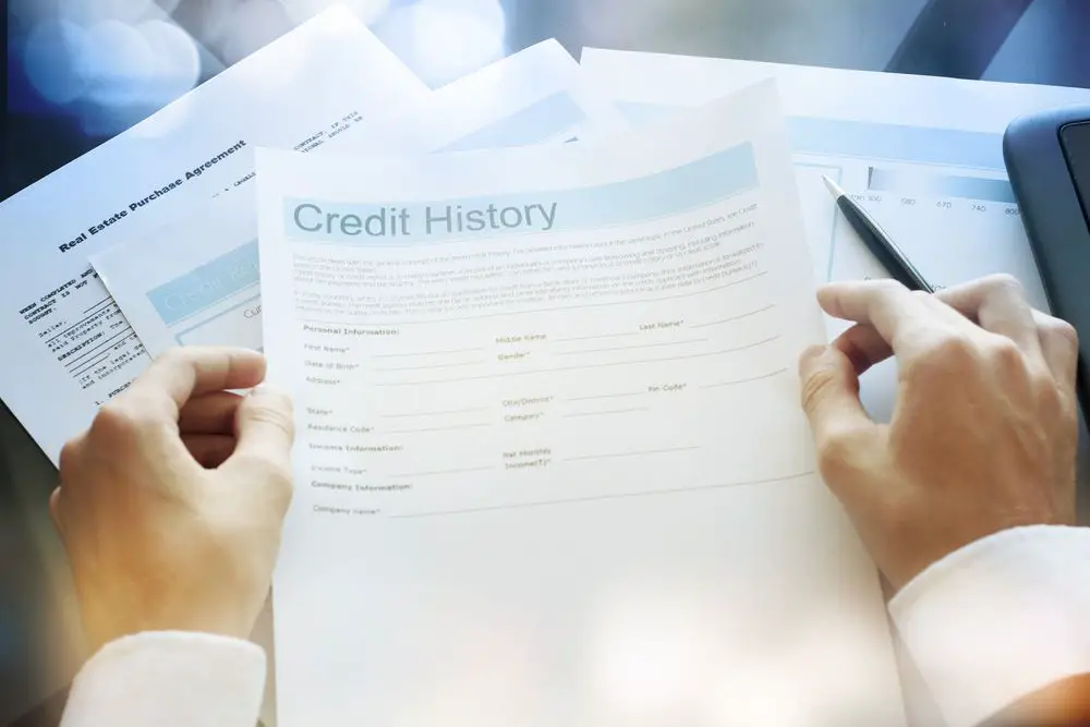 How long does the DAS stay on your credit file?