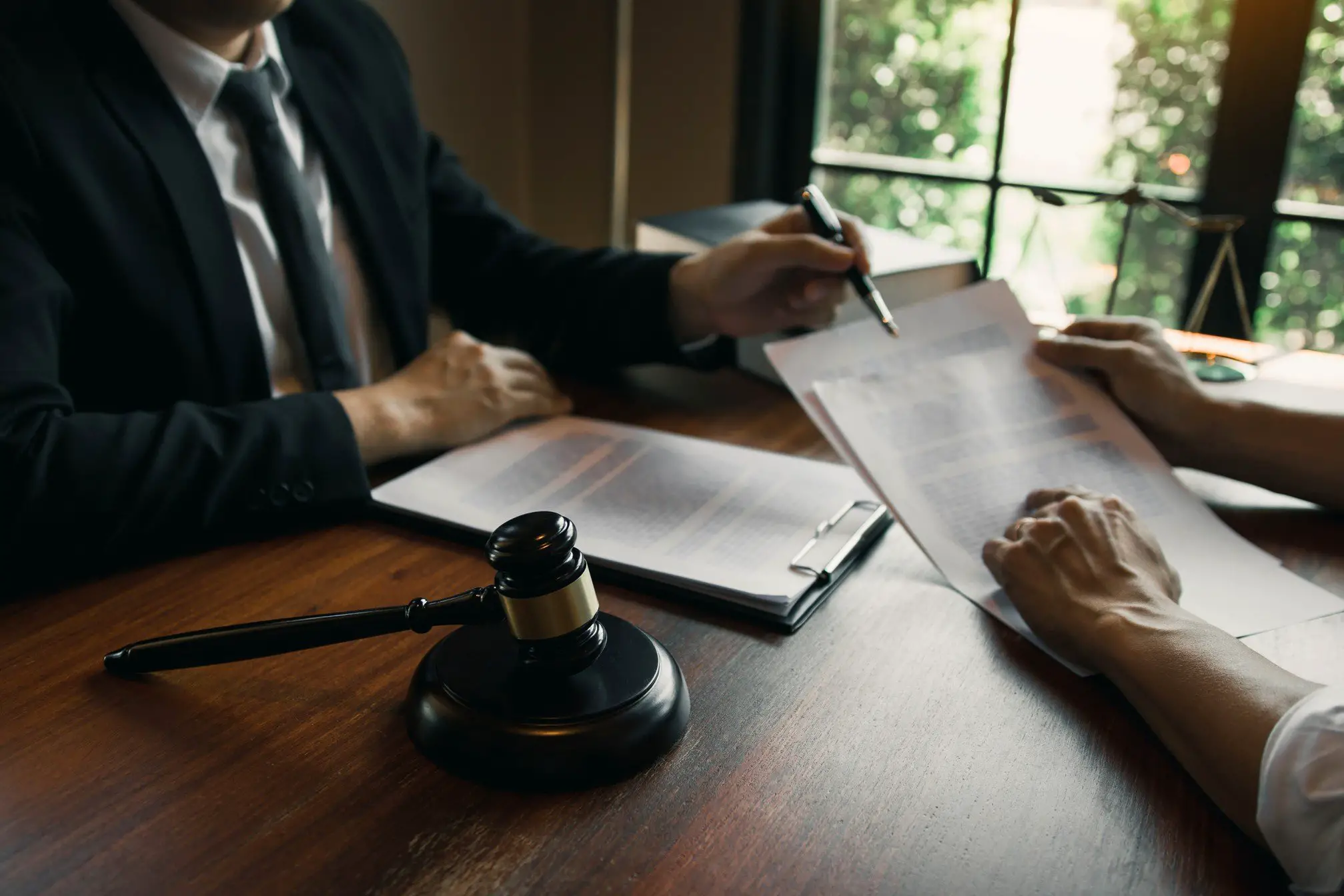 Who Should Hire A Bankruptcy Attorney